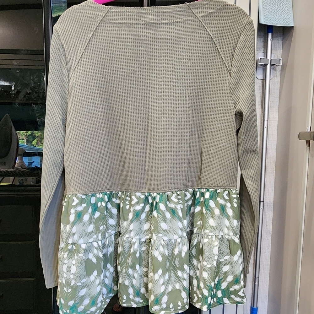 VERSONA SWING TOP - Picture 3 of 7